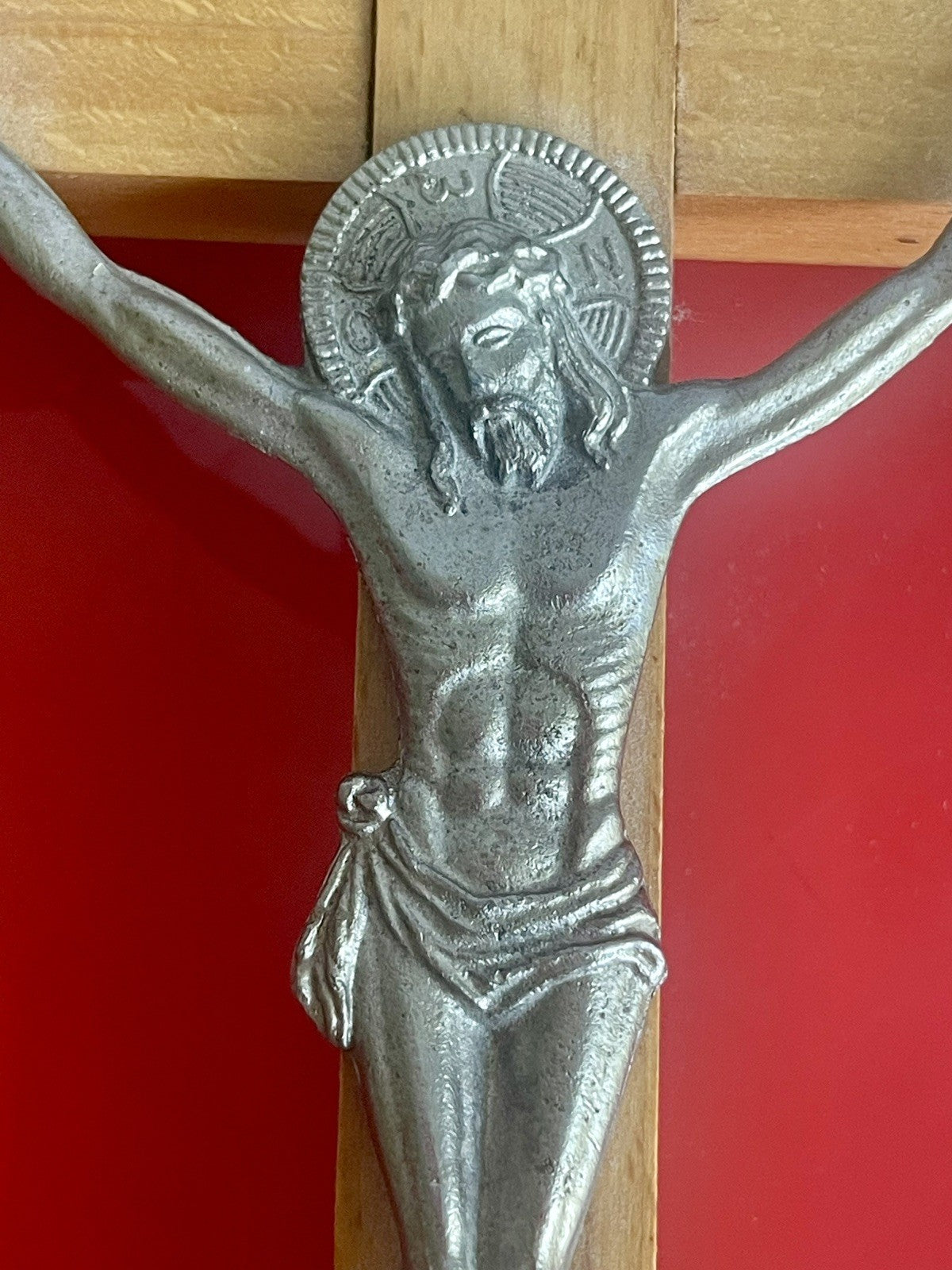 Vintage Cast Metal & Oak Wall Cross Crucifix 12” MCM Ornate Italian Retro Style3