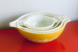 Pyrex Butterfly Gold White Cinderella Mixing Bowl Vintage Nesting Set Of 4 Good+