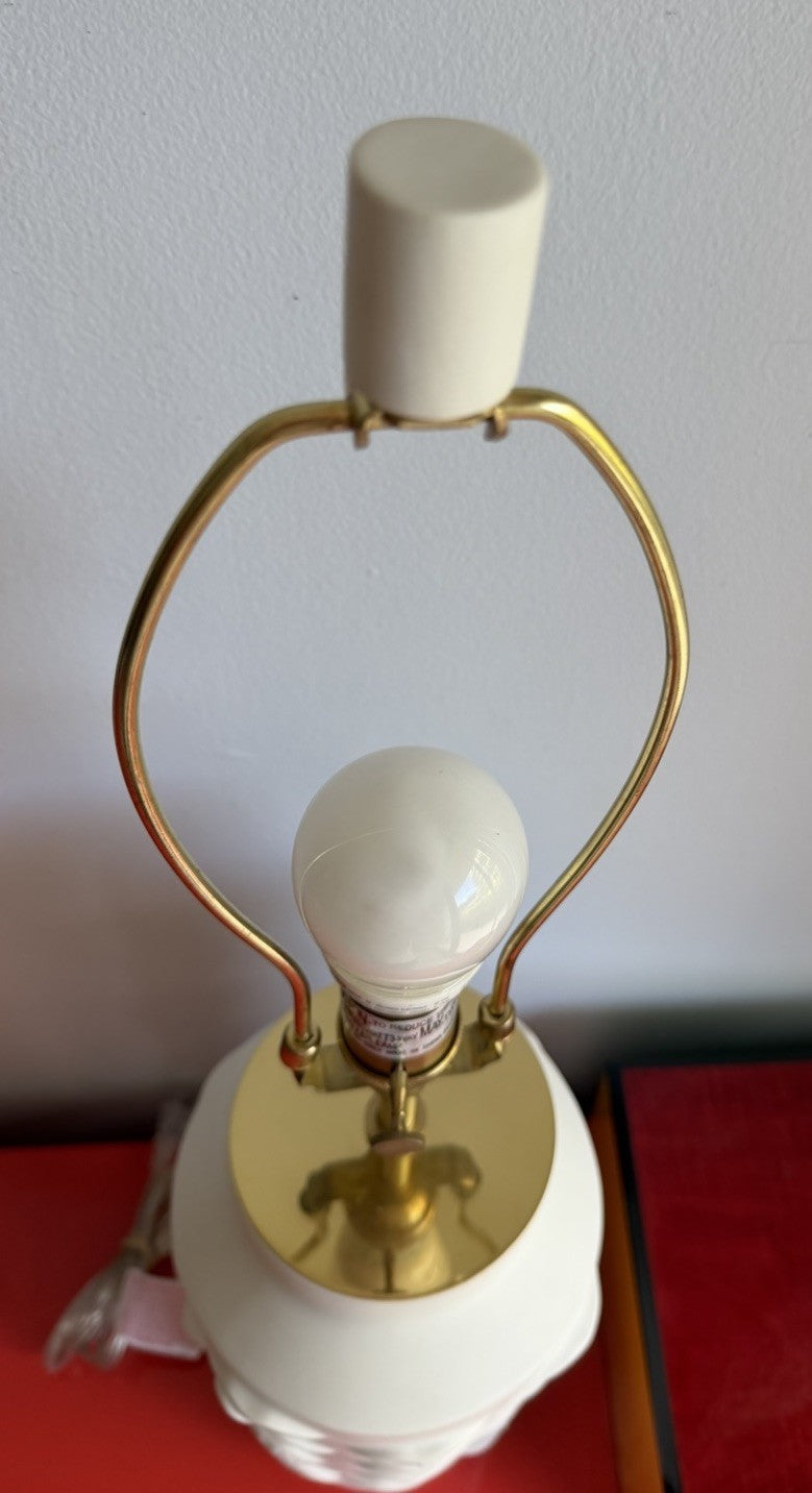 Iconic JONATHAN ADLER “Gala” Lips Table Lamp White Porcelain $950 MSRP6