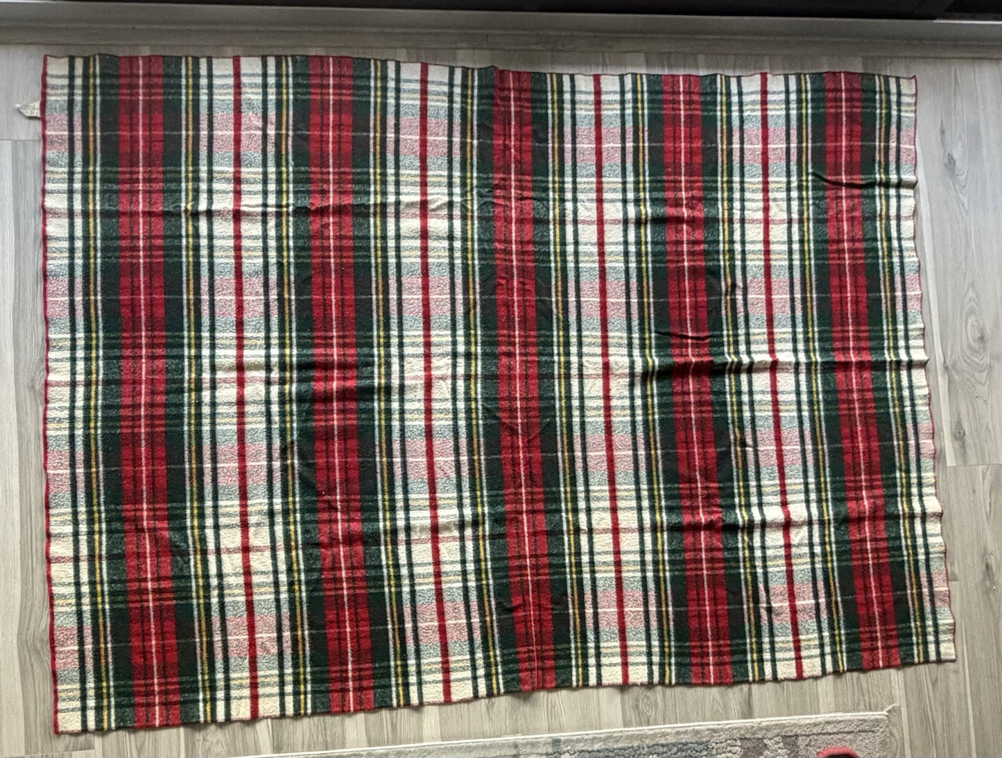 Early LL Bean Classic Plaid Wool Blanket 60 x 85 Twin Full Iconic Maine Cottage1