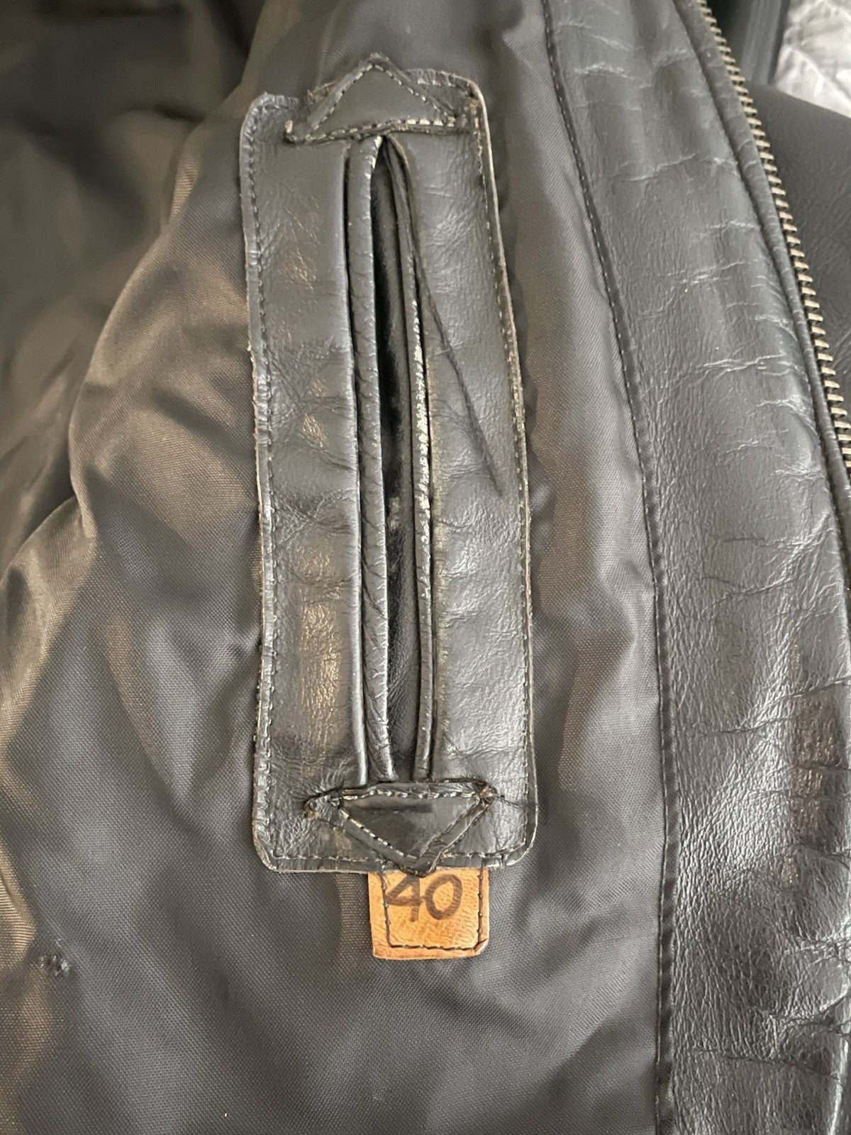 70s Cowhide Leather Cafe Racer Moto Biker Jacket sz 40 Iconic San Francisco CALI7