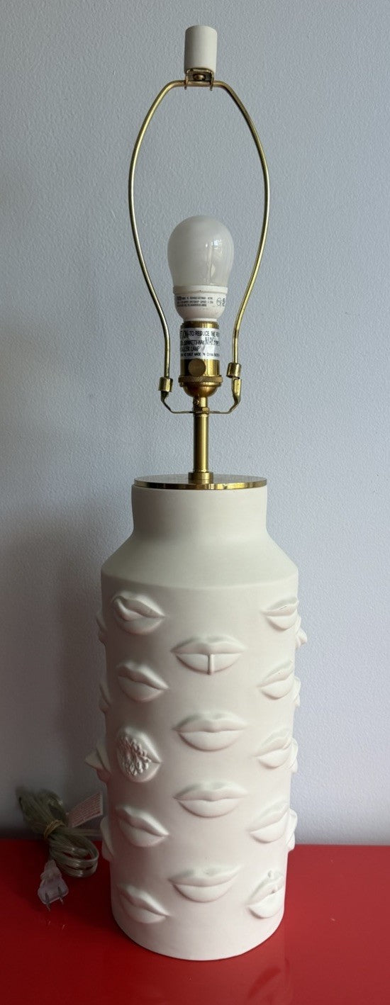 Iconic JONATHAN ADLER “Gala” Lips Table Lamp White Porcelain $950 MSRP0