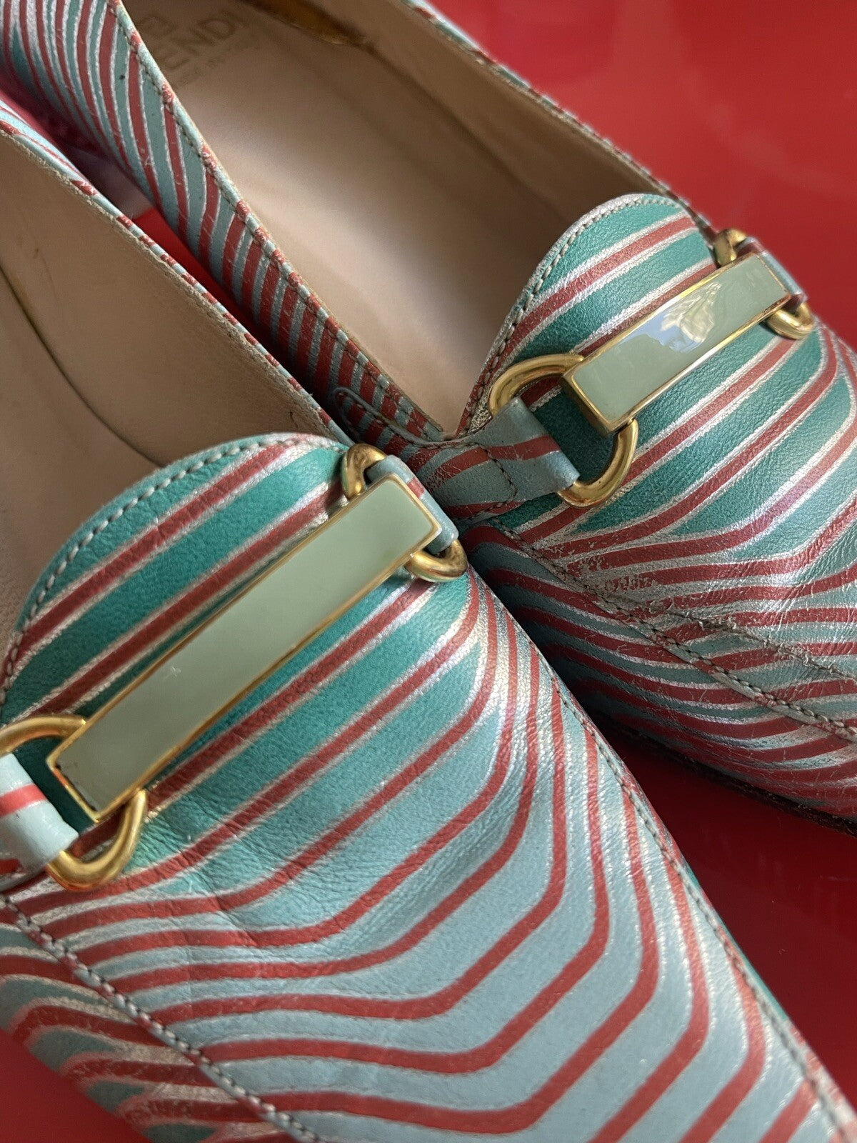FENDI RETRO Size 35-1/2 Italy Vintage 80s 90s Kitten Heel Spring Striped Pumps0